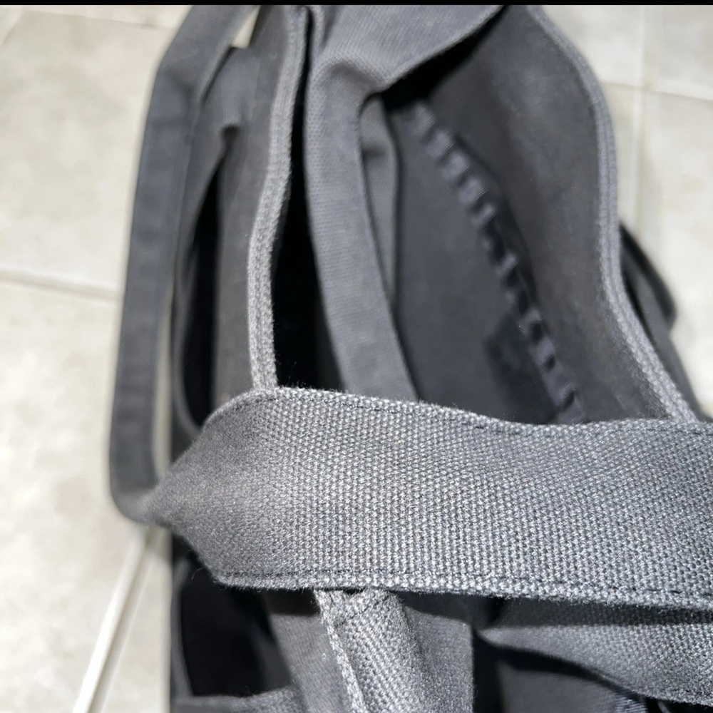 Dagne Dover Black Tote Bag with Structured Design and Matte Finish - Picture 3 of 4